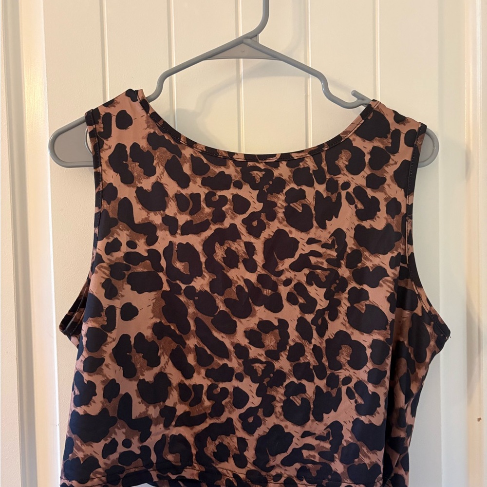 Leopard Print Sleeveless Top